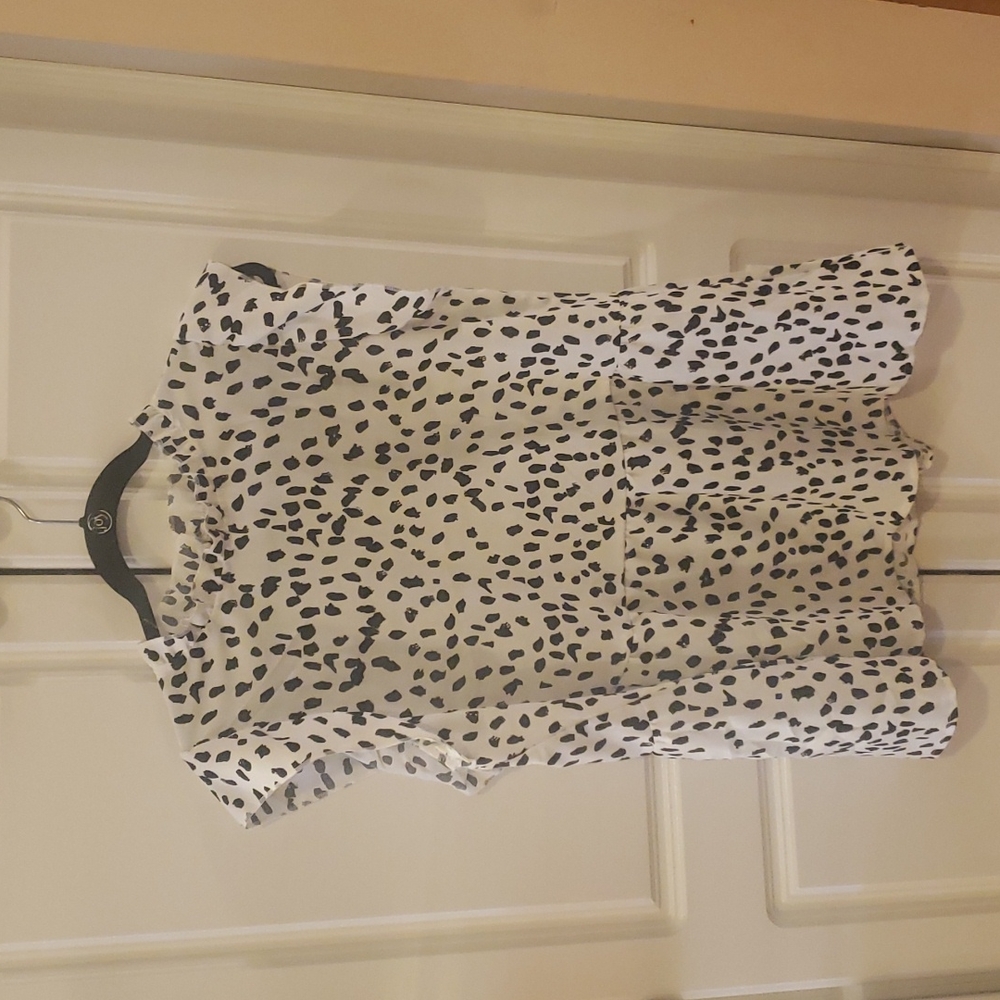 Black and white blouse